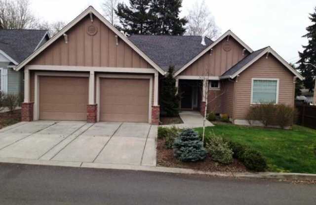 Spacious Lakeshore Single Level Home for Lease - 902 NW 96th Cir photos photos