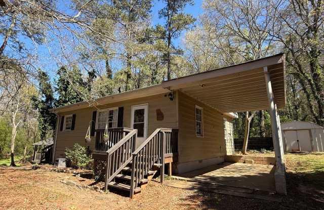 Cozy Two-Bedroom Furnished Bungalow photos photos