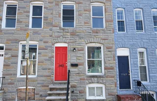 Charming Baltimore Rowhome with Private Backyard & Modern Updates photos photos