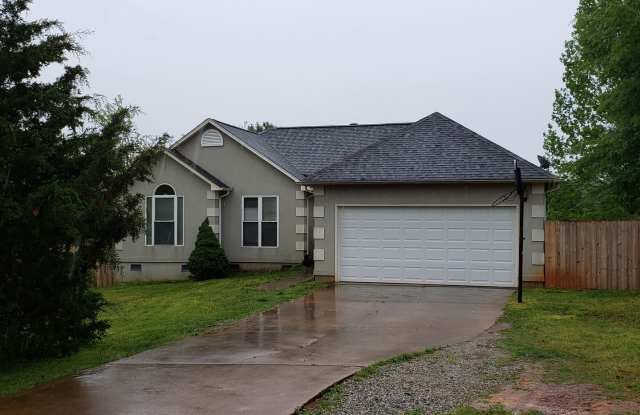 117 Planters Row Rd - 117 Planters Row Rd, Lincoln County, NC 28080