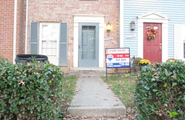 20550 STRATH HAVEN DRIVE Gallery 2