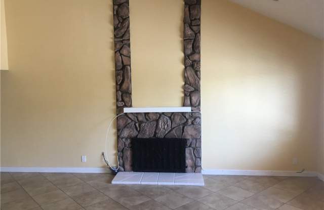 16179 Livingstone Street Gallery 4