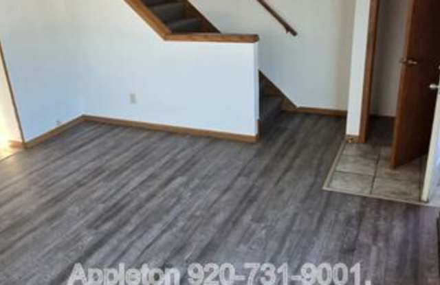 325 Dove Street Gallery 4