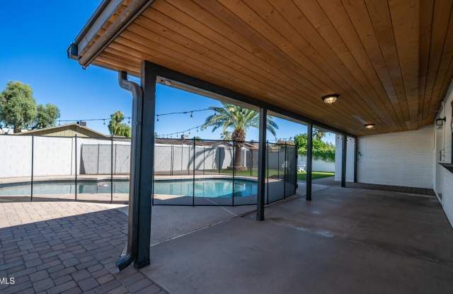 2168 E BROADMOR Drive Gallery 4
