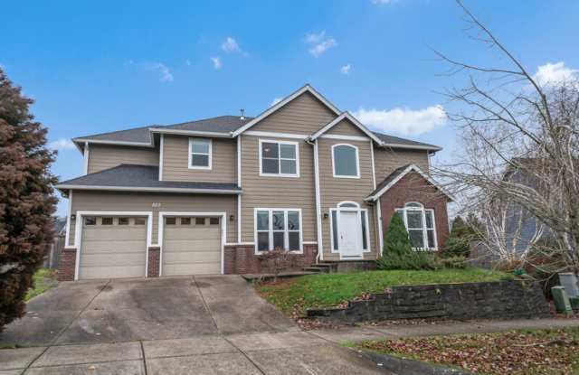 822 Pioneer Drive - 822 Pioneer Drive, Silverton, OR 97381