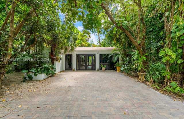 5390 Sunset Dr photos photos