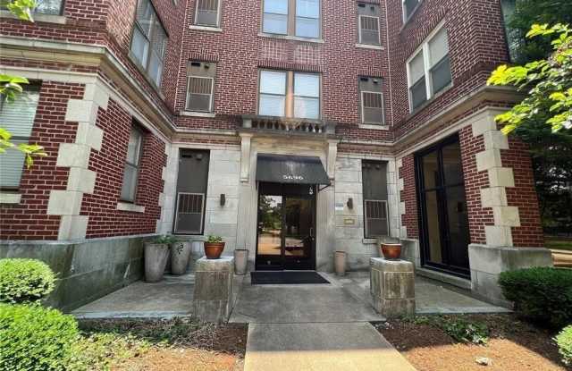 5696 Kingsbury Avenue Gallery 1