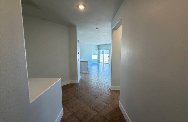 1129 Oceanwood Avenue Gallery 4
