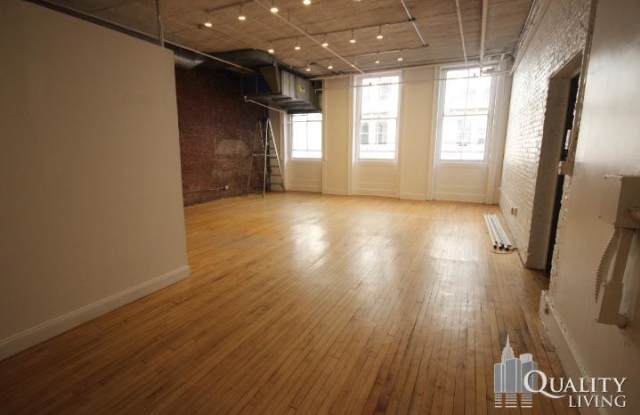 579 Broadway Gallery 2