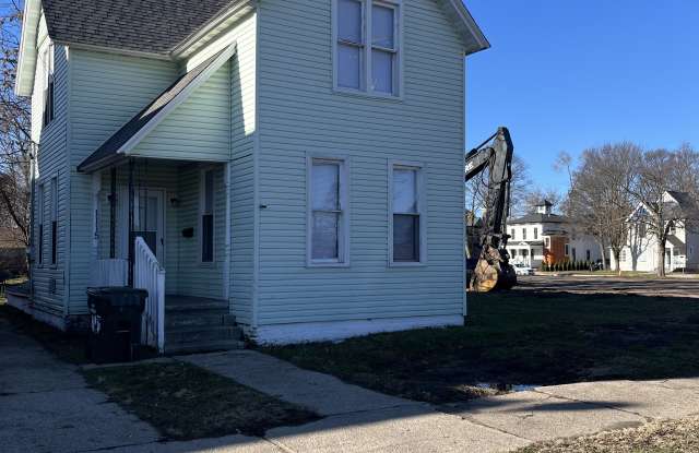 1115 Pine St - 1115 Pine Street, Muskegon, MI 49442