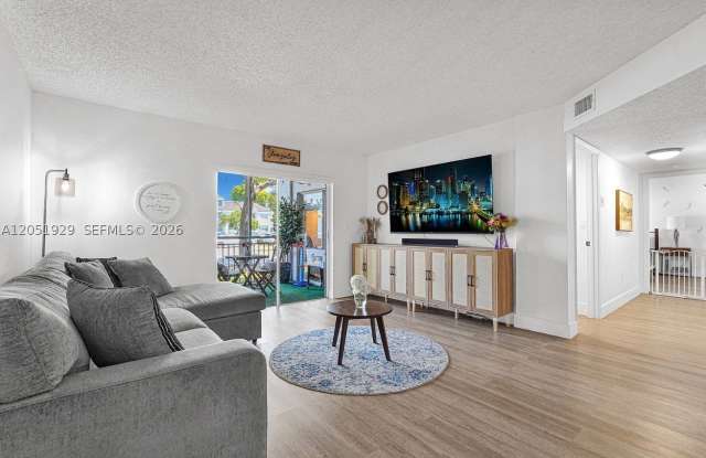 8680 SW 212th St photos photos