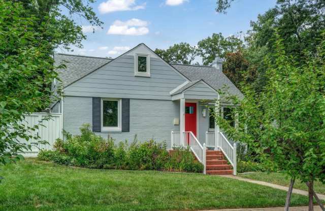 1015 CROSS DRIVE - 1015 Cross Drive, Alexandria, VA 22302