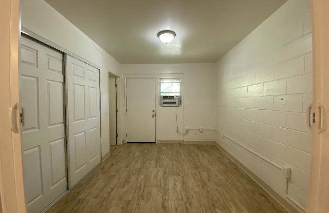 1555 Wilder Avenue Gallery 4