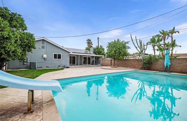 10515 Valjean Avenue photos photos