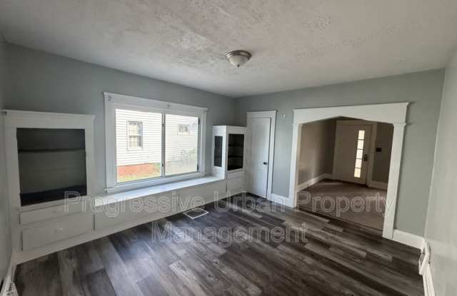 13709 Rugby Road - Downstairs Gallery 2