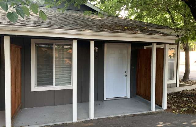 13076 Ridge Road - 2 photos photos