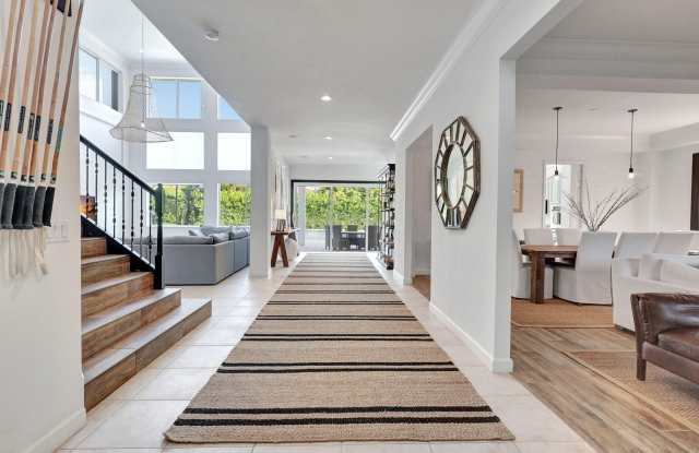 11131 Manderly Lane Gallery 3