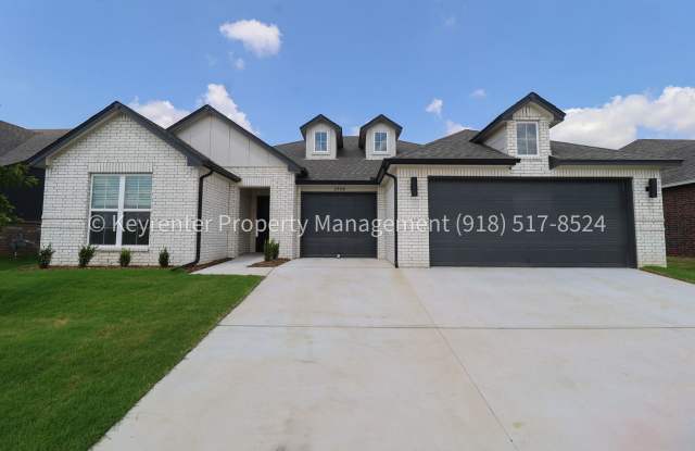 Stunning New Construction Simmons Home - 5 Bed 3 Bath - Move In Ready! photos photos