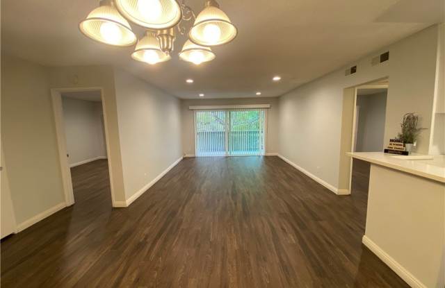 424 N Bellflower Boulevard photos photos