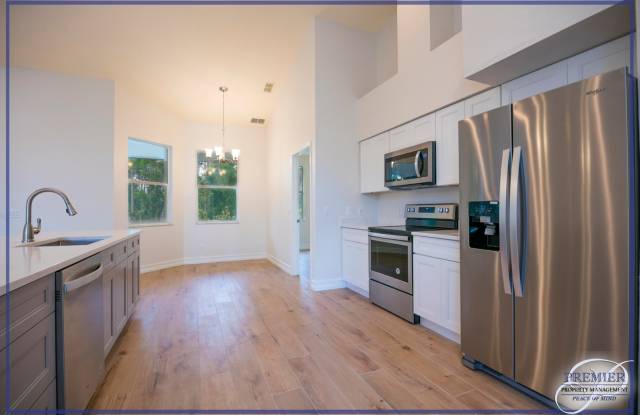 **NO HOA**UNFURNISHED ANNUAL**GOLDEN GATE ESTATES**COMPLETE REMODEL**3 BED 2 BATH HOME**2.9 ACRE LOT** Gallery 3