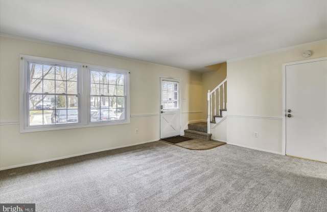 1752 WHITFIELD COURT Gallery 3