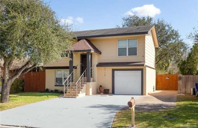 2716 N 27th Lane photos photos