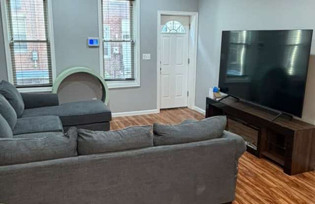 1933 Cambridge Street - Unit 1933 Gallery 4