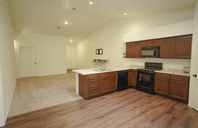 7286 East 38th Street photos photos