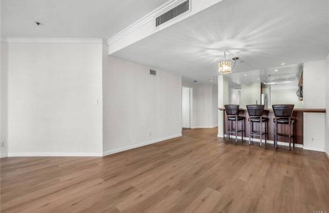520 The Village - 520 The Village, Redondo Beach, CA 90277