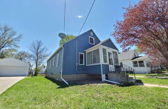 1252 4th Street Northeast Gallery 2
