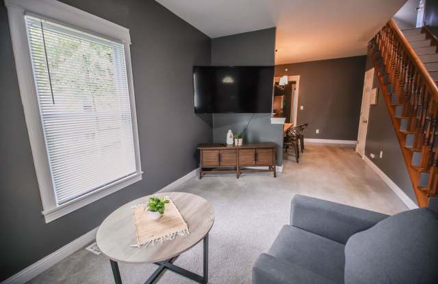510 S Indiana Ave photos photos