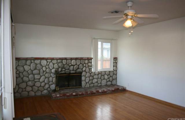 6700 Rudnick Avenue Gallery 2