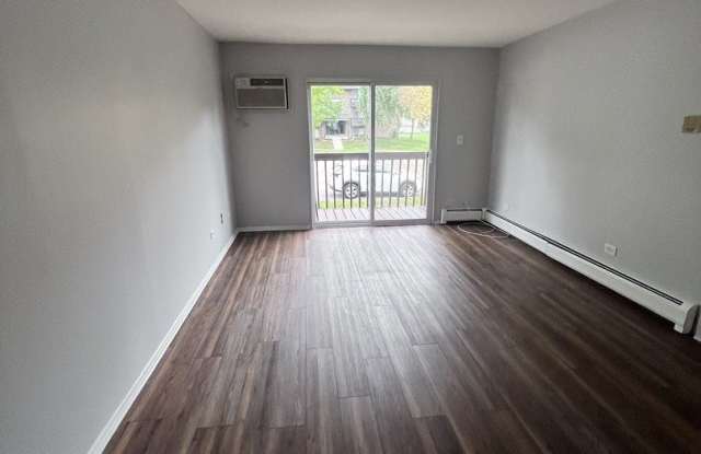 8238 Woodland Drive Gallery 4