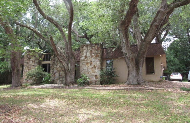 5735 Avenida Marina - 5735 Avenida Marina, Pensacola, FL 32504