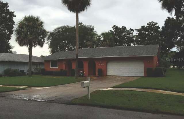 4825 SQUIRES DRIVE photos photos
