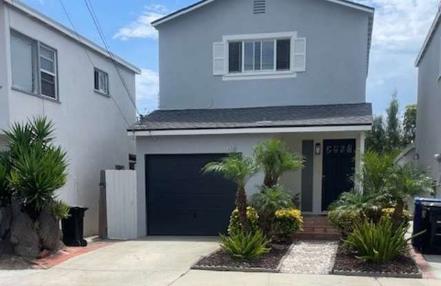 Gorgeous Hermosa Hills home with spacious backyard. - 1016 3rd Street, Hermosa Beach, CA 90254