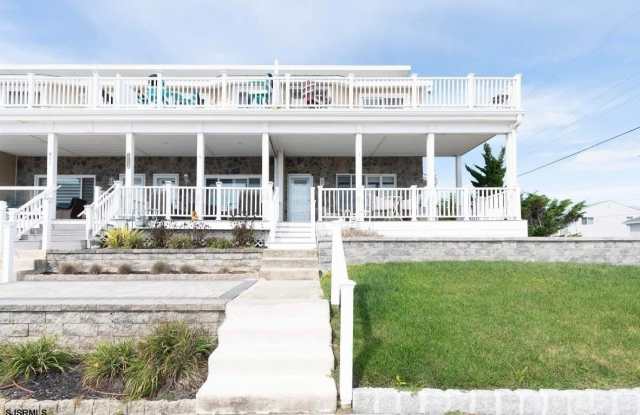 815 W Brigantine Ave Ave photos photos