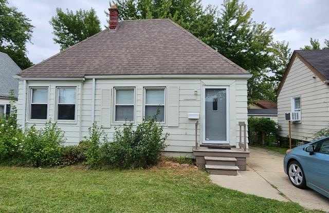 2441 HOMEPLACE Street photos photos