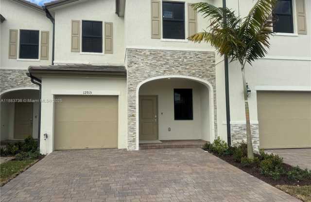 12915 SW 231st Ter photos photos