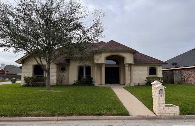 1626 CHRISTIAN CIR photos photos