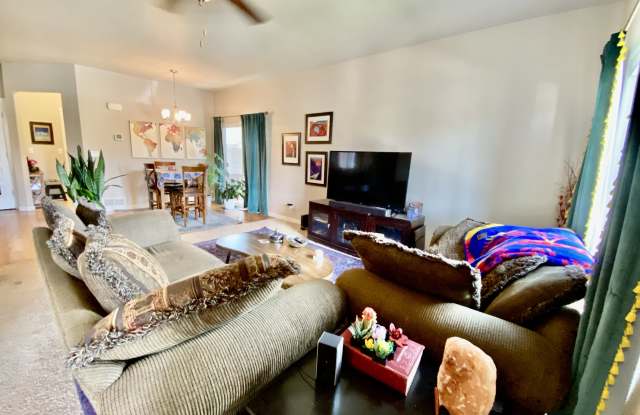 2467 Dorset Drive - B Gallery 2