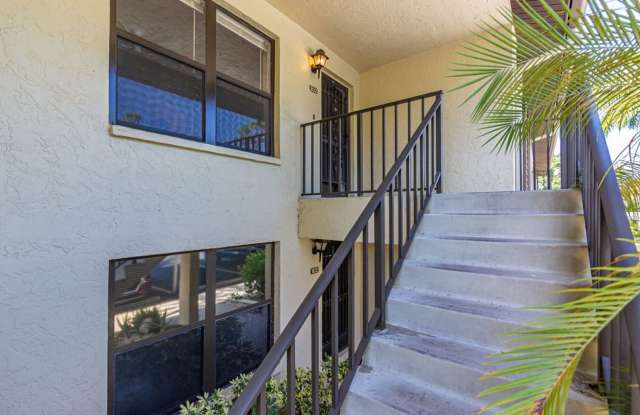 BEAUTIFUL UNFURNISHED ANNUAL 2/2 CONDO**5 MILES TO THE BEACH** THE FOUNTAINS Gallery 4
