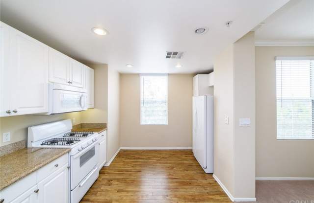 2255 Watermarke Place Gallery 4