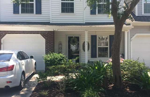 71 Pembroke Lane photos photos