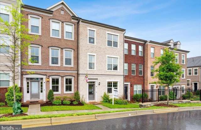 6 PAINTED LADY WAY photos photos