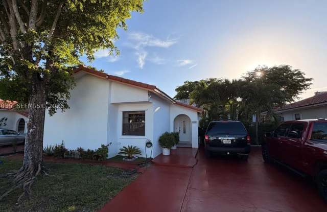 15363 SW 77th Ln Gallery 1