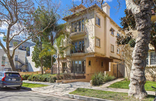 115 North Swall Drive - 115 North Swall Drive, Beverly Hills, CA 90211
