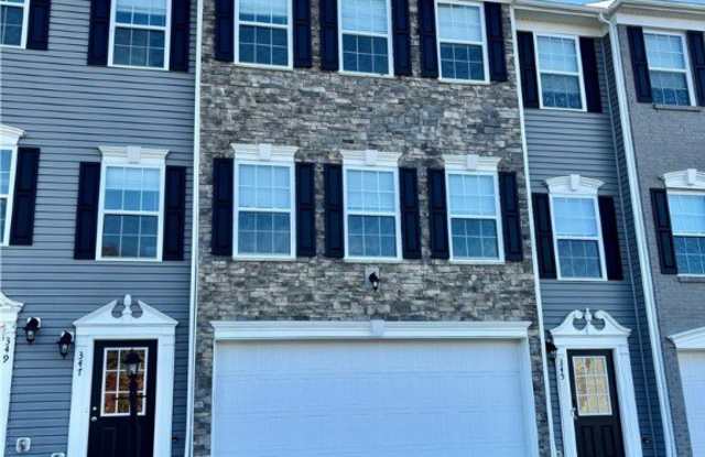 347 Trinity Way - 347 Trinity Way, Allegheny County, PA 15090
