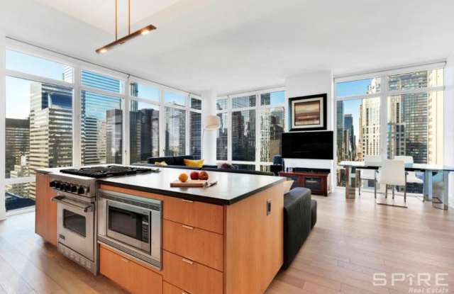207 East 57th Street - 207 East 57th Street, New York City, NY 10022