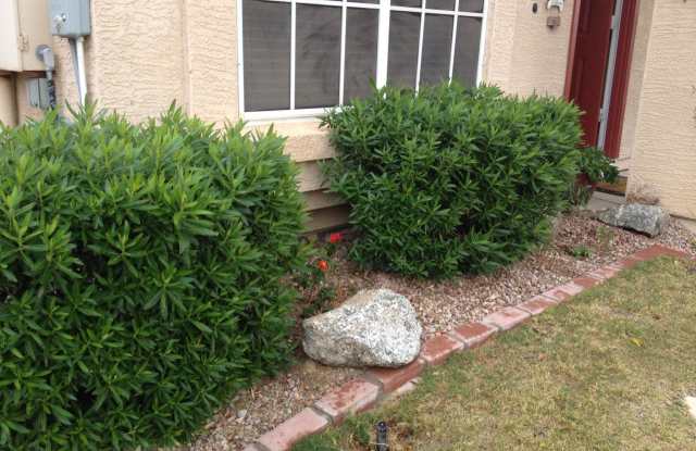 3427 N SERICIN -- Gallery 2